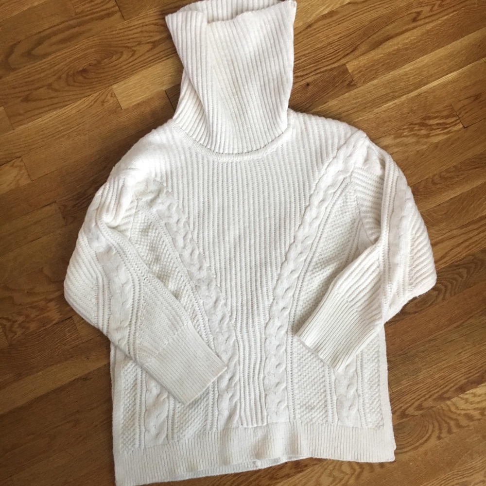 Banana Republic sweater